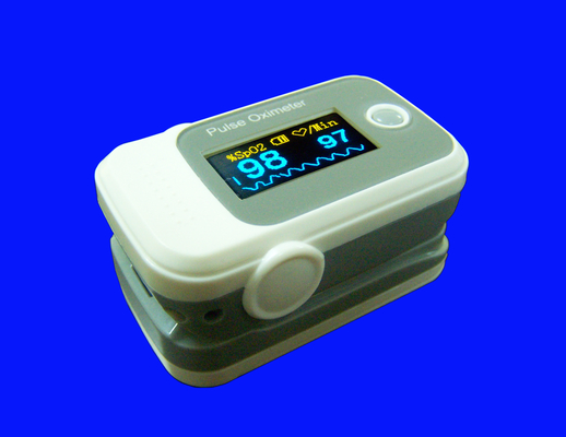 Vingertop Pulse Oximeter voor Baby met Setup menusysteem en 2 AAA-batterijen